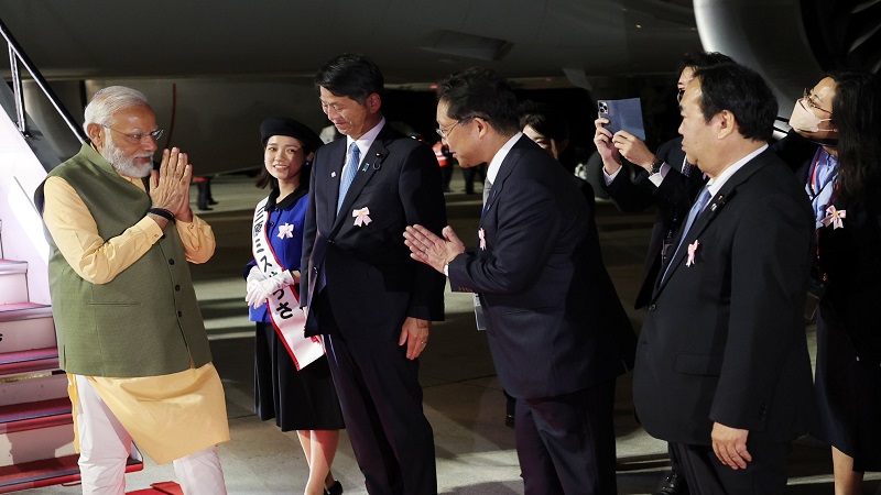 G7 Hiroshima summit : हिरोशिमा पहुंचे PM Modi, 40 से अधिक कार्यक्रमों में लेंगे हिस्सा 