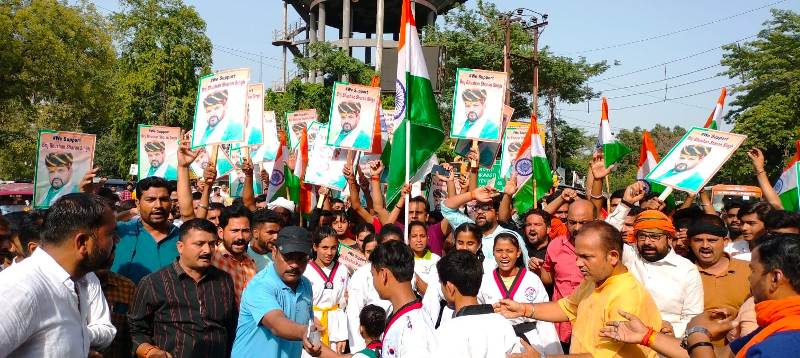 बहराइच : खिलाड़ियों और युवाओं ने सांसद बृजभूषण शरण सिंह के लिए निकाला मार्च