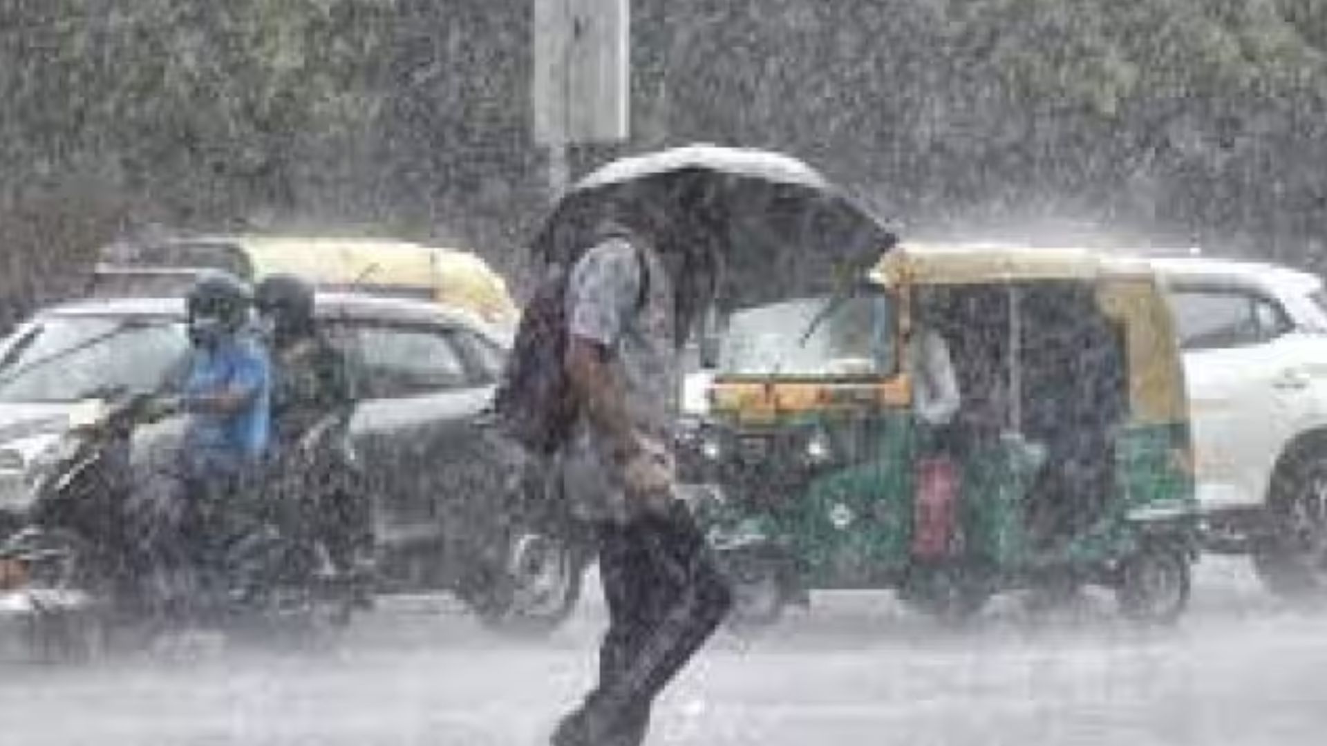 बरेली: झमाझम बारिश ने दी गर्मी से राहत, उमस बरकरार