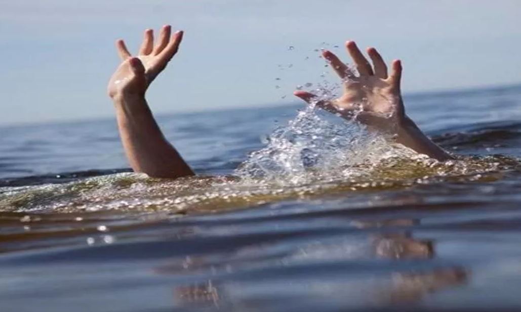 पीलीभीत: नहाते वक्त गहरे पानी में डूबे दो युवक, परिवार में कोहराम