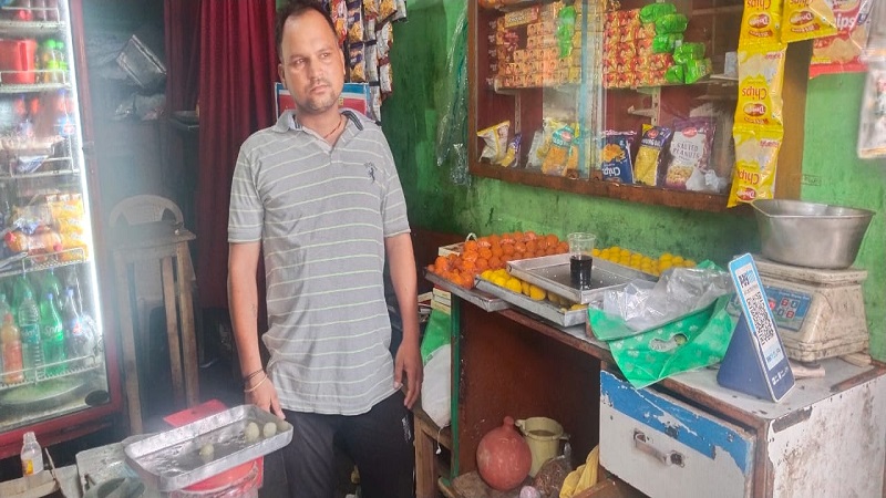 अमरोहा : दुकान का ताला तोड़कर चोरी, नकदी समेत हजारों रुपए का माल लेकर चोर फरार