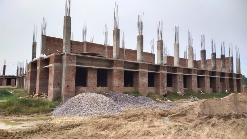 अयोध्या : धीमी गति से चल रहा राजकीय आयुर्वेदिक मेडिकल कॉलेज का निर्माण कार्य