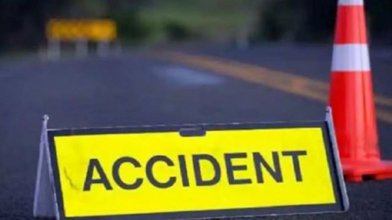 उन्नाव: सड़क हादसों में दो की हुई मौत, दर्जन भर लोग हुए घायल
