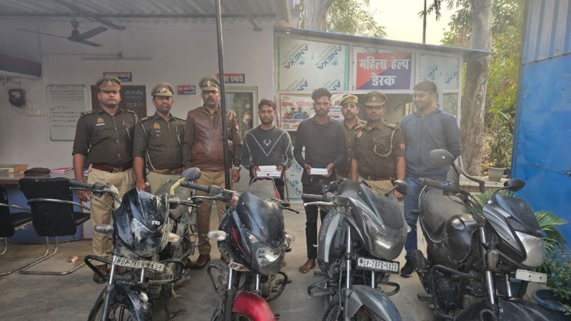 Kanpur Crime: आधे घंटे में दो महिलाओं को बनाया था लूट का शिकार, पुलिस ने दो लुटेरों के साथ सराफा कारोबारी को पकड़ा