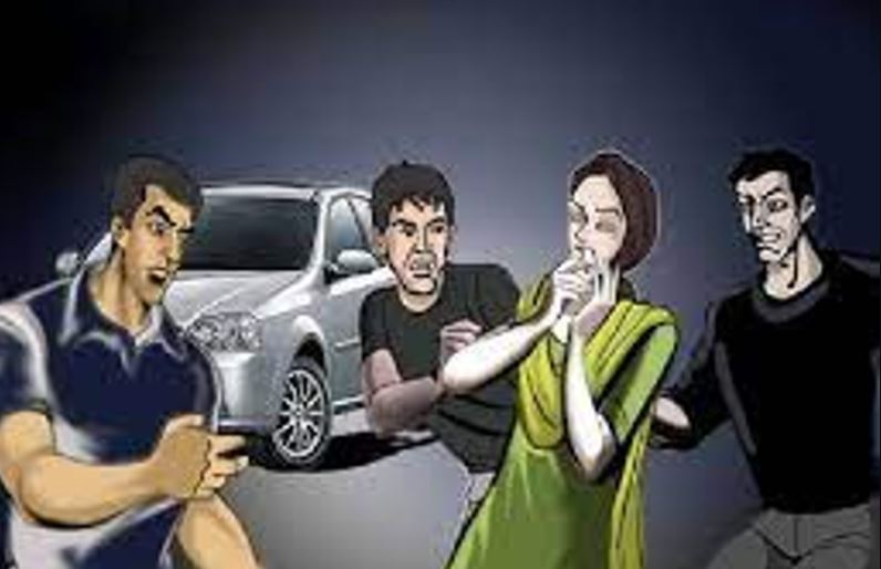 मेरठ: पूजा करने गई बेटी को किया अगवा, कार के पीछे दौड़ती रही मां... आरोपी फरार