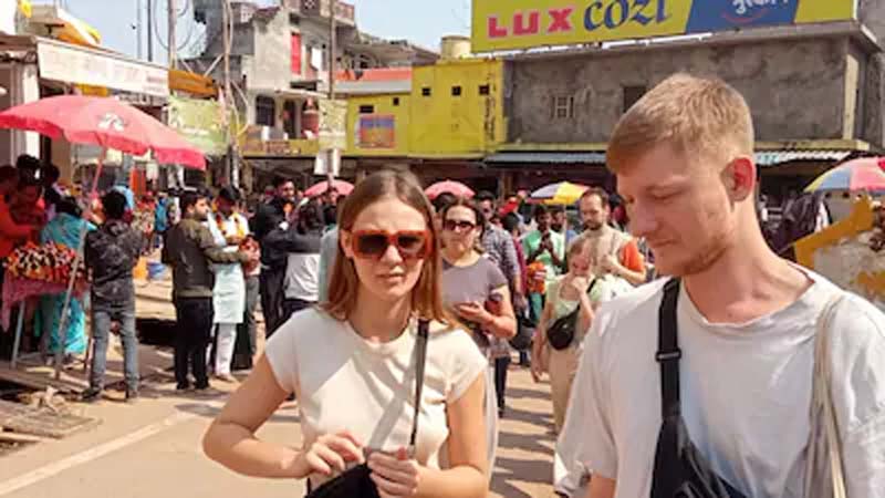 टूटा रिकॉर्ड : 9 माह में यूपी पहुंचे 32 करोड़ से अधिक पर्यटक, योगी राज में देश-दुनिया का सबसे पसंदीदा डेस्टिनेशन बना UP