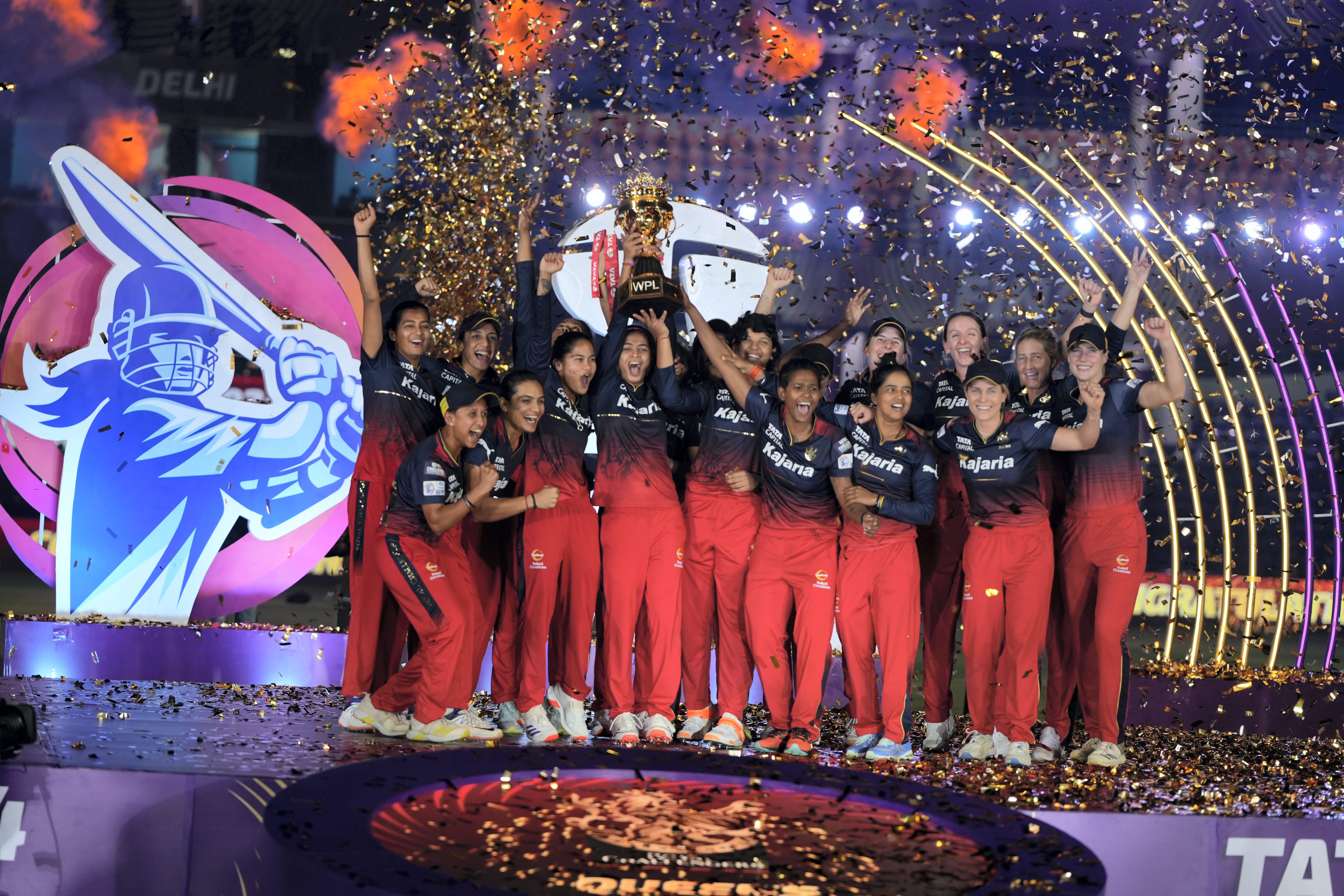 दिल्ली कैपिटल्स को आठ विकेट से हराकर डब्ल्यूपीएल 2024 चैम्पियन बनी आरसीबी