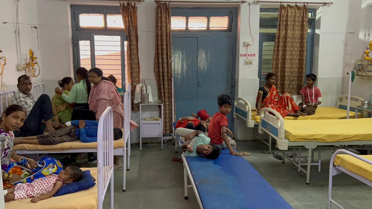 बरेली: डायरिया के चपेट में लगातार आ रहे बच्चे, जिला अस्पताल में भर्ती हुए 18 मरीज