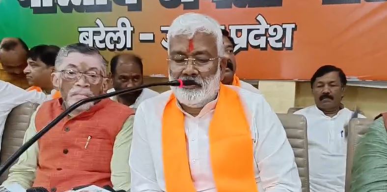 'भाजपा का प्रत्येक कार्यकता पार्टी को समर्पित', बरेली में बोले स्वतंत्र देव सिंह