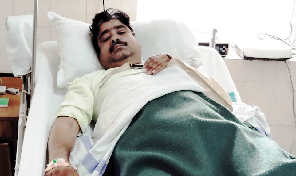 रुद्रपुर: विदेशी पर्यटकों को लेकर कश्मीर गए चालक को मारी गोली, घायल