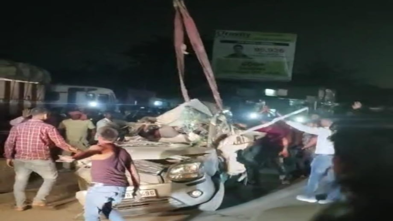 Video: सफेदाबाद में हुआ भीषण हादसा, अनियंत्रित ट्रक ने तीन गाड़ियों में मारी टक्कर-कई लोग घायल