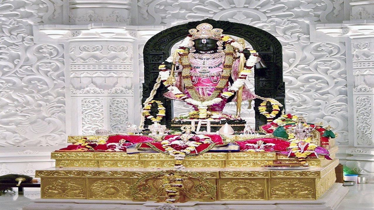 अयोध्या: छठ उत्सव पर रामलला को लगेगा पंजीरी-मेवे का भोग, कनक भवन समेत मठ-मंदिरों में गूंज रहे सोहर और बधाइयां