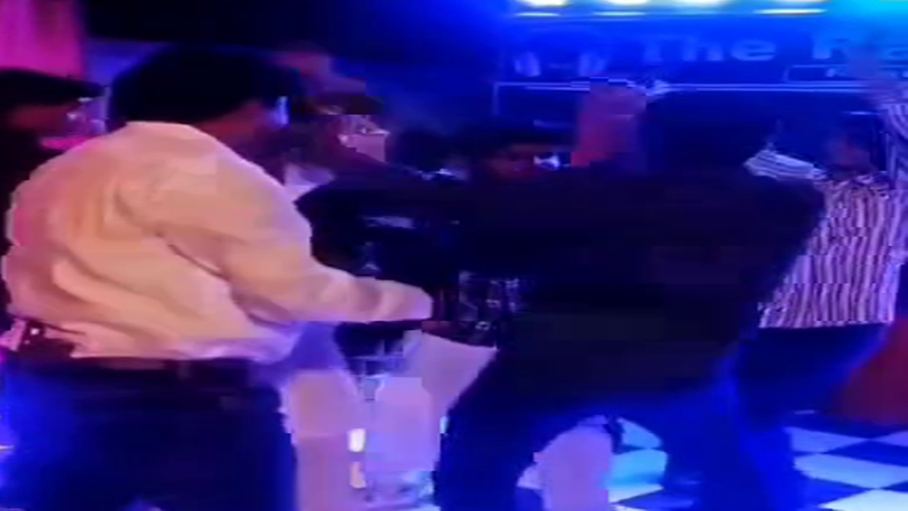 लखनऊ: जन्मदिन पार्टी में डांस कर रहे युवक ने की हर्ष फायरिंग, तलाश में जुटी आशियाना पुलिस