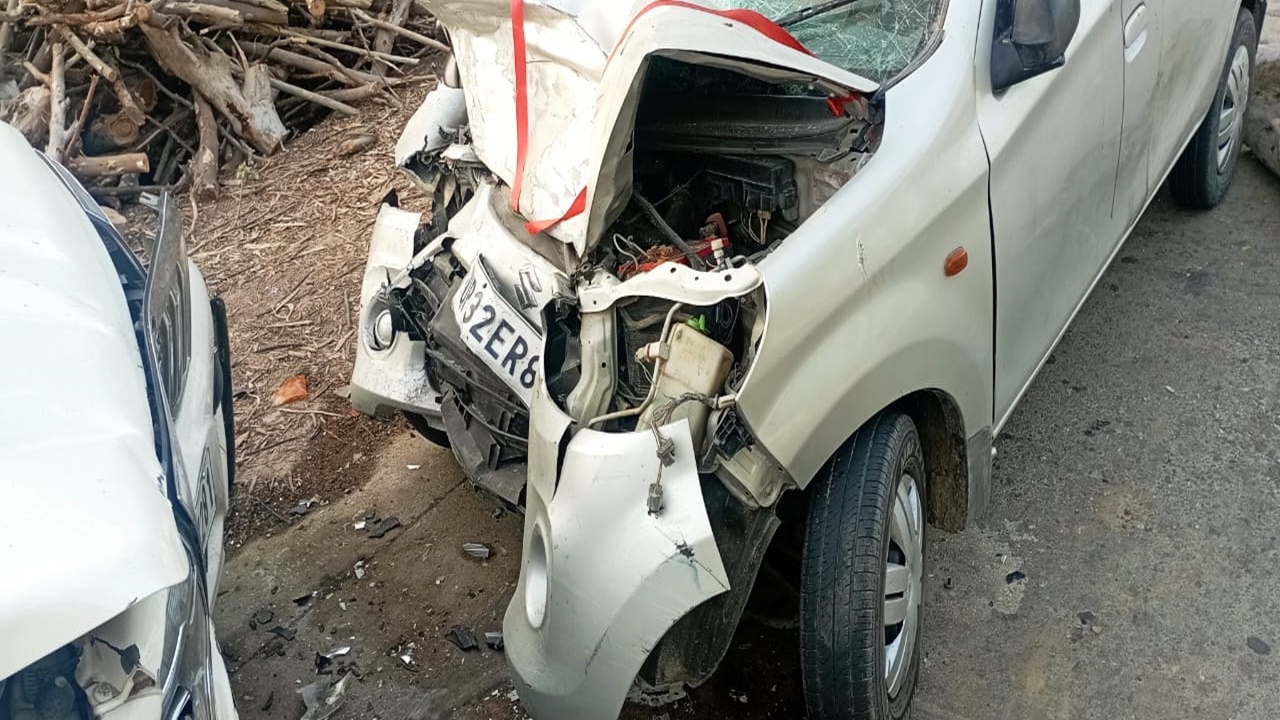 गोंडा: कार की आमने-सामने टक्कर में छह लोग घायल