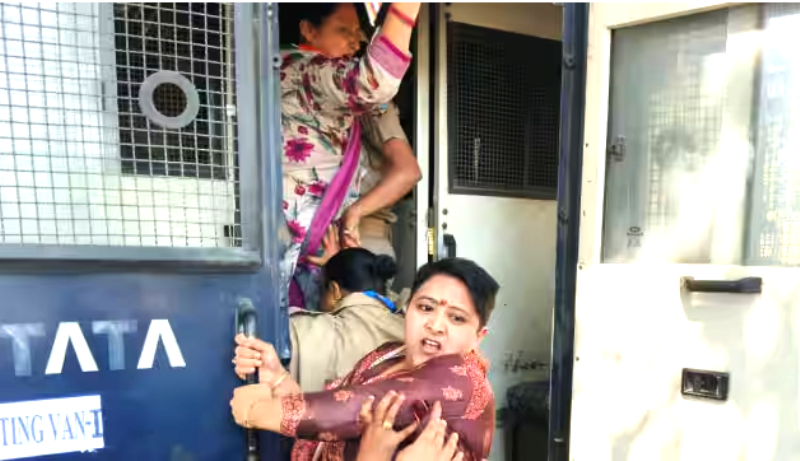 रुद्रपुर: पीएम का विरोध करने जा रही कांग्रेस नेत्री हुई गिरफ्तार