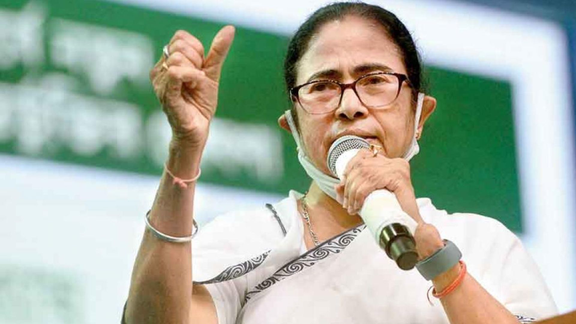 ममता ने जांच एजेंसियों पर लगाए गंभीर आरोप, कहा- 'वह TMC नेताओं से BJP में शामिल होने या कार्रवाई...' 