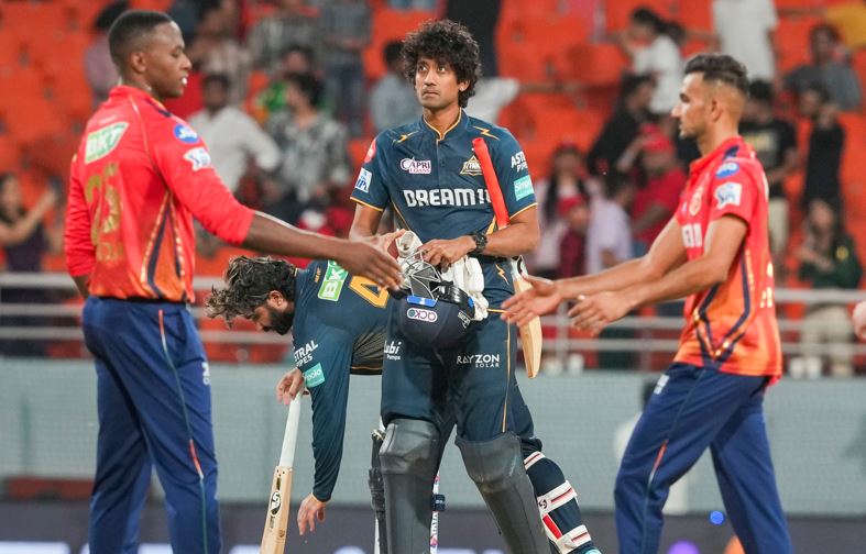 IPL 2024: गुजरात टाइटंस ने पंजाब किंग्स को तीन विकेट से रौंदा, राहुल तेवतिया ने खेली ताबड़तोड़ पारी 