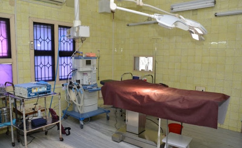 हल्द्वानी: डॉक्टरों की लड़ाई में फिर से अटका मरीज का ऑपरेशन