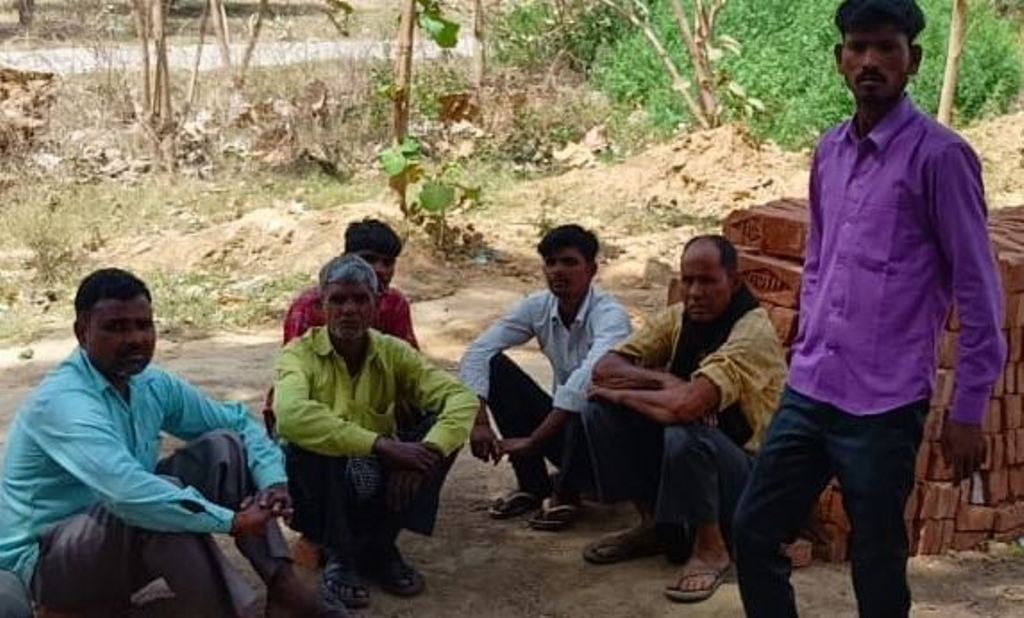 लखीमपुर-खीरी: ईंट भट्ठे के मजदूर का खून से लथपथ मिला शव, परिजनों ने जताई हत्या की आशंका 