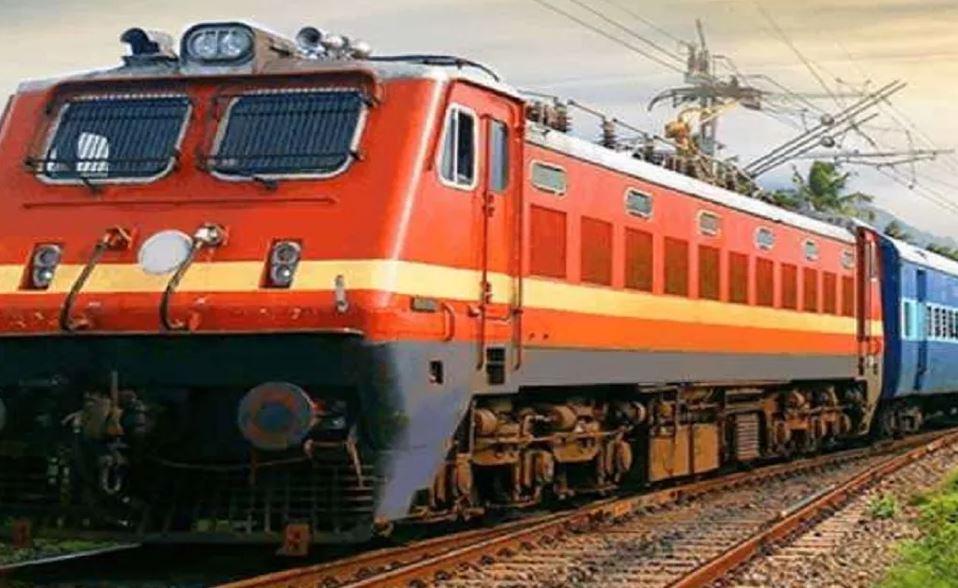 Bareilly News: रेलवे ने किया एक और स्पेशल ट्रेन चलाने का एलान, 6 मई से गुवाहटी से जम्मूतवी के बीच चलेगी 