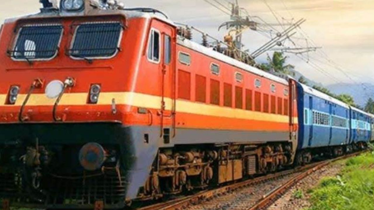 कानपुर से दिल्ली व पटना जाने वालों के लिए खुशखबरी; सेंट्रल से होकर गुजरेंगी ये स्पेशल ट्रेनें...यहां देखे टाइम शेड्यूल 