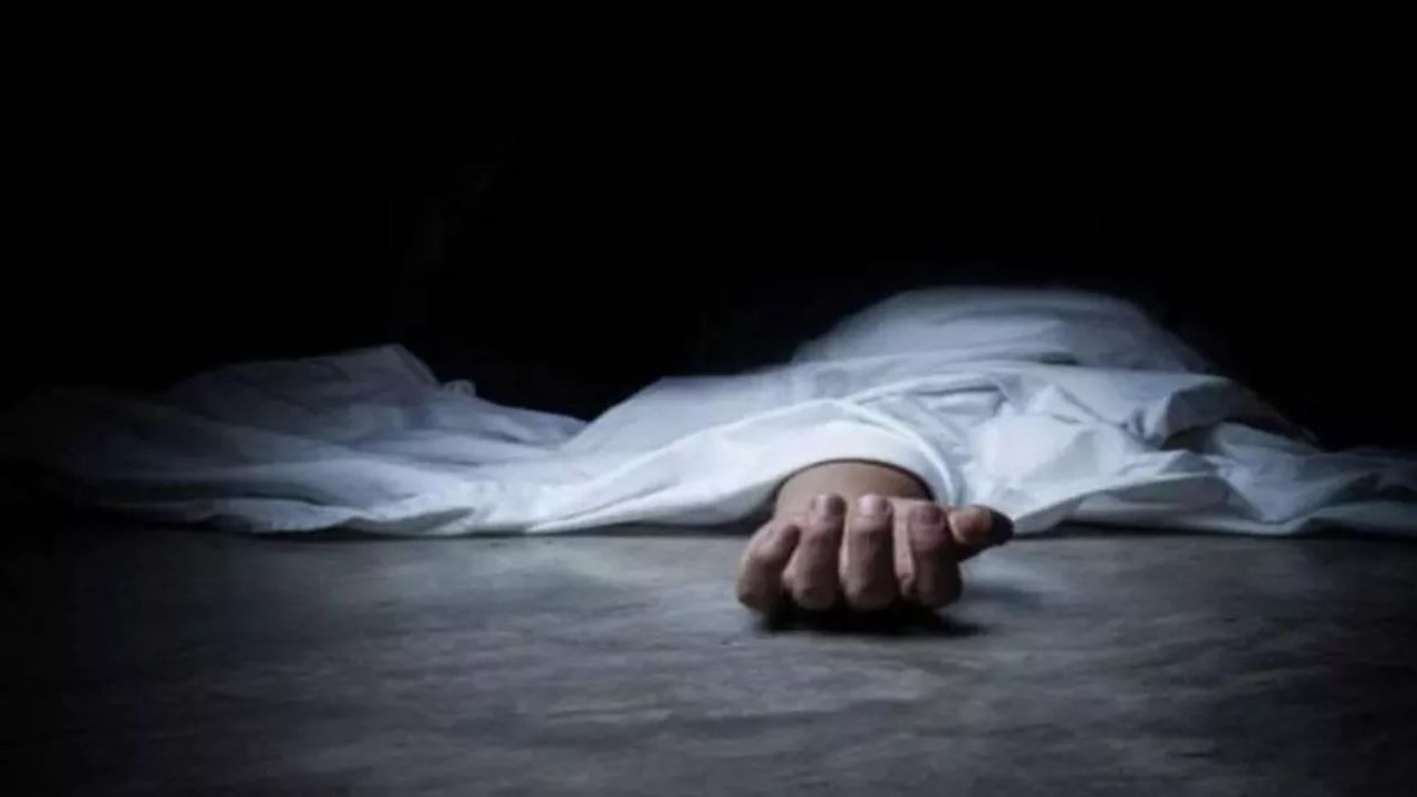 Kanpur Suicide: युवक ने जहरीला पदार्थ खाकर की आत्महत्या; परिजनों में कोहराम, ग्रामीणों में रही इस बात की चर्चा...