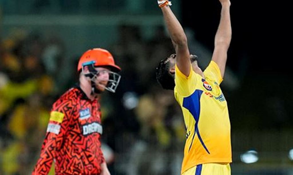 IPL 2024: चेन्नई ने हैदराबाद को 78 रनों से रौंदा, तुषार देशपांडे ने झटके चार विकेट 