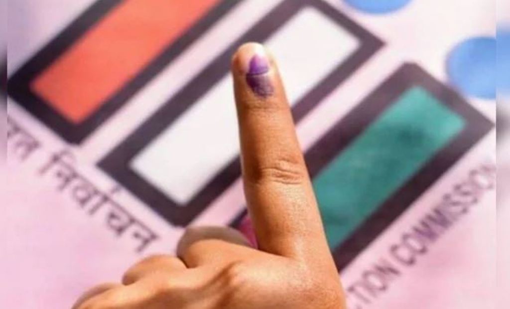 लोकसभा चुनाव 2024: दूसरे चरण में राहुल-हेमा समेत 1200 से अधिक उम्मीदवारों की किस्मत का फैसला कल 