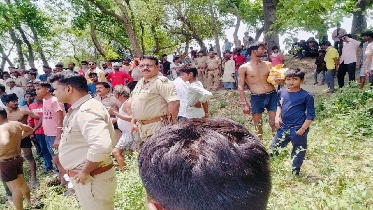 संतकबीरनगर में बड़ा हादसा-कुआनो नदी में पलटी नाव, तीन लोगों की मौत 