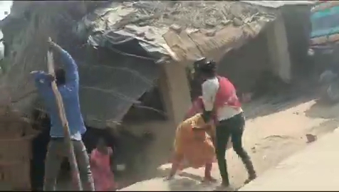 Fatehpur: दो पक्षों में जमकर मारपीट, चले लाठी-डंडे, कई लोग गंभीर रूप से घायल