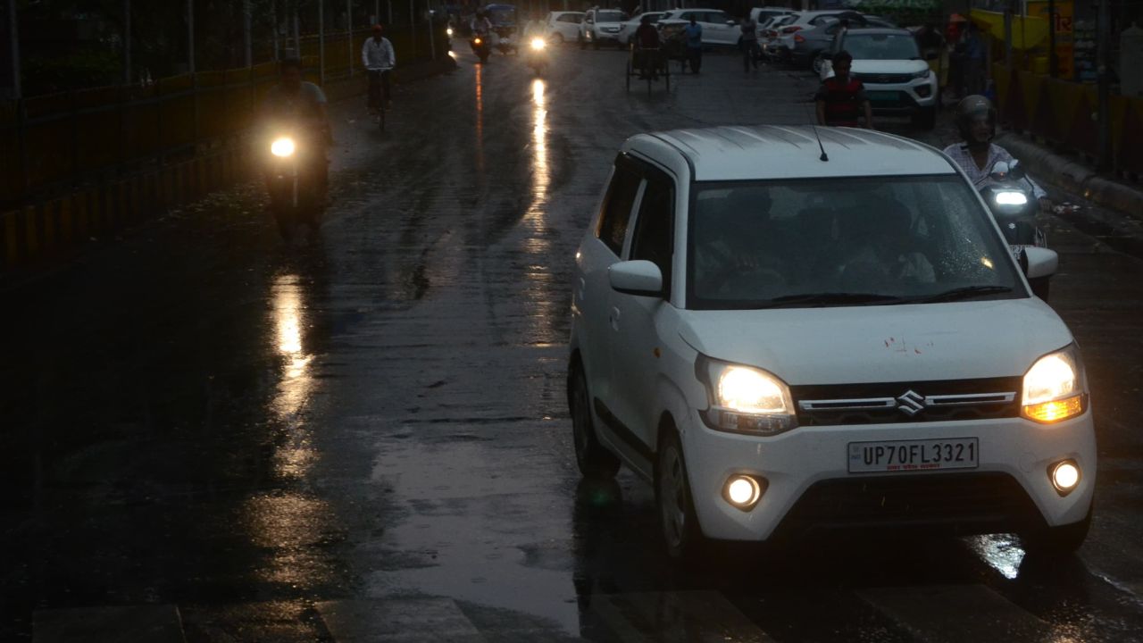 Weather Rain Kanpur April 223