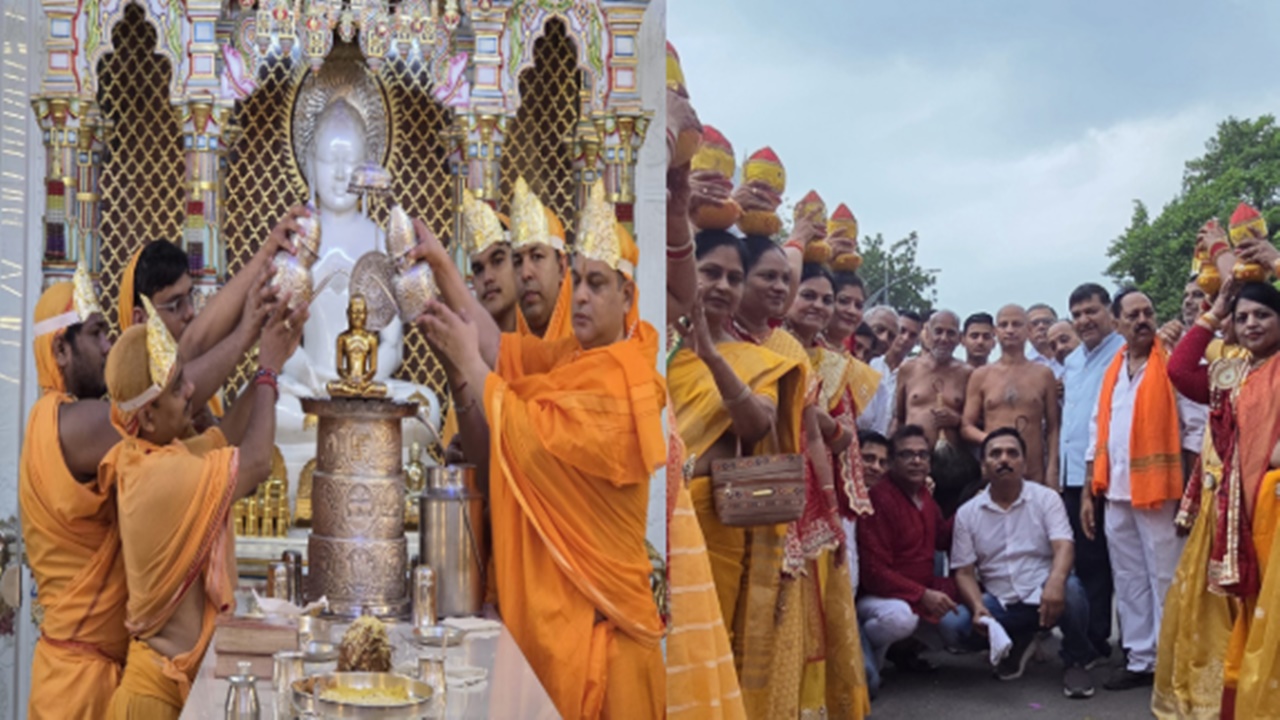 Lucknow News : भव्य शोभायात्रा के बीच आशियाना जैन मंदिर पहुंचे उपाध्याय श्री विहसंत सागर जी महाराज, 19 जुलाई को होगा वर्षायोग कलश स्थापना महोत्सव Lucknow News : भव्य शोभायात्रा के बीच आशियाना जैन मंदिर पहुंचे उपाध्याय श्री विहसंत सागर जी महाराज, 19 जुलाई को होगा वर्षायोग कलश स्थापना महोत्सव