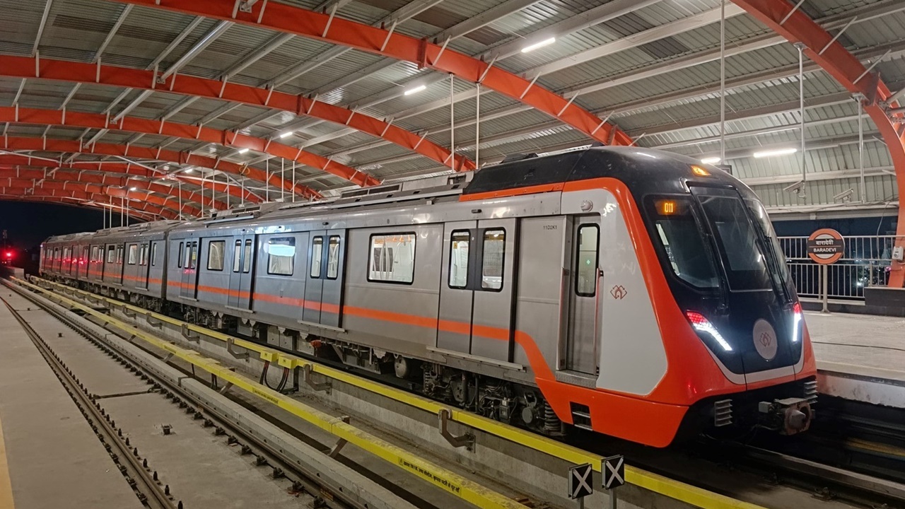 Kanpur Metro : सेंट्रलनौबस्ता रूट को CMRS की मंजूरी, उद्घाटन का इंतजार; 13 मिनट में पूरा होगा सफर Kanpur Metro : सेंट्रलनौबस्ता रूट को CMRS की मंजूरी, उद्घाटन का इंतजार; 13 मिनट में पूरा होगा सफर