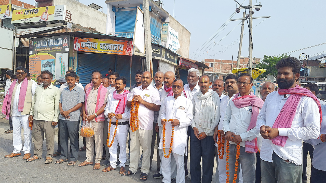 रायबरेली में शंकराचार्य अविमुक्तेश्वरानंद का बड़ा बयान, बोले ‘अभी राम मंदिर नहीं, RSSभाजपा का कार्यालय है’ रायबरेली में शंकराचार्य अविमुक्तेश्वरानंद का बड़ा बयान, बोले ‘अभी राम मंदिर नहीं, RSSभाजपा का कार्यालय है’