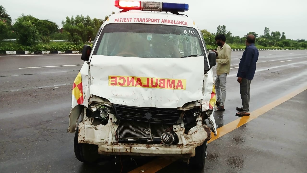 Unnao Accident : पहले हादसे में घायल, ठीक होकर एंबुलेंस से निकला घर… रास्ते में फिर एक्सीडेंट, मौत Unnao Accident : पहले हादसे में घायल, ठीक होकर एंबुलेंस से निकला घर… रास्ते में फिर एक्सीडेंट, मौत