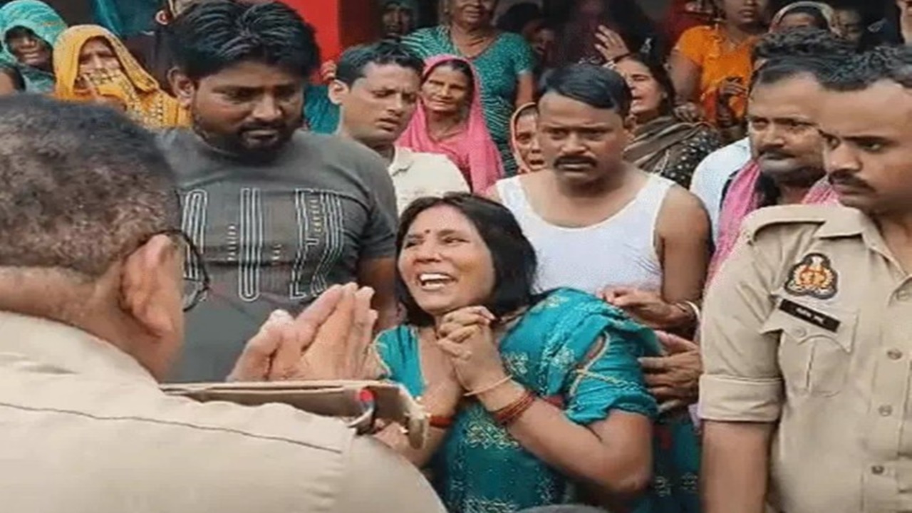 Gorakhpur News : नाग पंचमी पर मातम! तालाब में नहाने गए 3 मासूम डूबे, एक साथ बुझ गए तीन घरों के चिराग Gorakhpur News : नाग पंचमी पर मातम! तालाब में नहाने गए 3 मासूम डूबे, एक साथ बुझ गए तीन घरों के चिराग