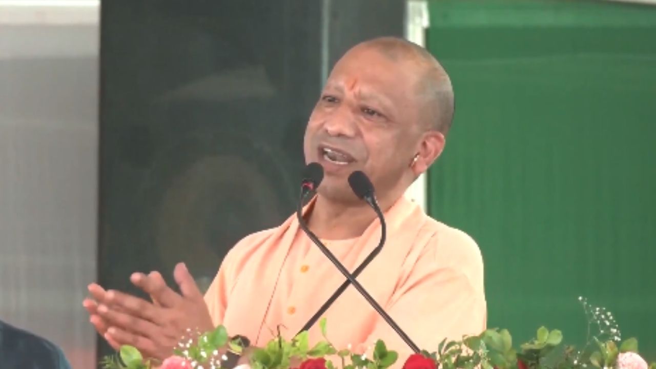 ‘सपा का मतलब लूट-खसोट, डकैतों का गिरोह’,  सीएम योगी का बड़ा हमला, कहा- जनता दल जैसा होगा हाल 