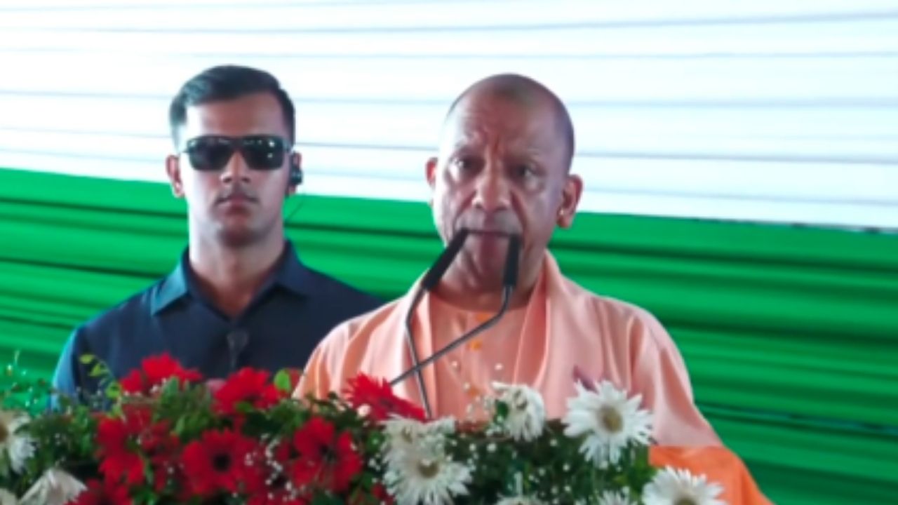 गोरखपुर :  सीएम योगी ने किया कल्याण मंडपम का लोकार्पण, 11 और 21 हजार में होगी बुकिंग