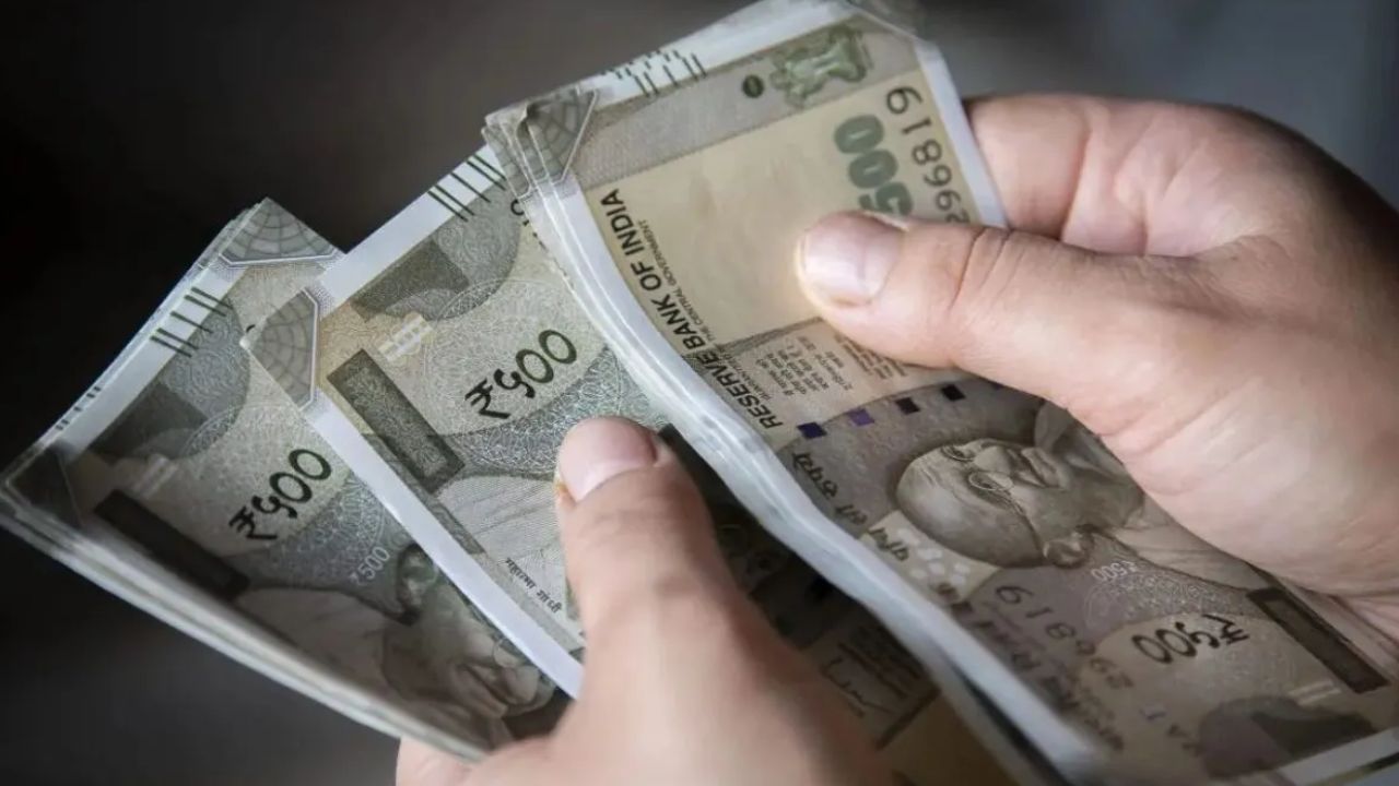 Sitapur News: डीएम की सख्ती से सभी BEO का वेतन रोका, जन्म प्रमाणपत्र और RTE प्रवेश में लापरवाही पर कार्रवाई Sitapur News: डीएम की सख्ती से सभी BEO का वेतन रोका, जन्म प्रमाणपत्र और RTE प्रवेश में लापरवाही पर कार्रवाई