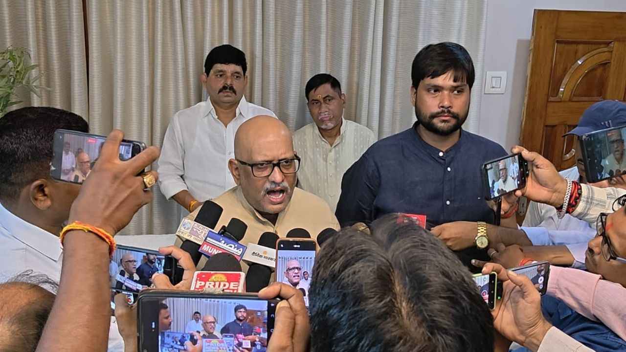 Sitapur News: छात्रों पर मुकदमे को लेकर कांग्रेस का हमला, प्रदेश अध्यक्ष बोले- आवाज दबा रही सरकार Sitapur News: छात्रों पर मुकदमे को लेकर कांग्रेस का हमला, प्रदेश अध्यक्ष बोले- आवाज दबा रही सरकार