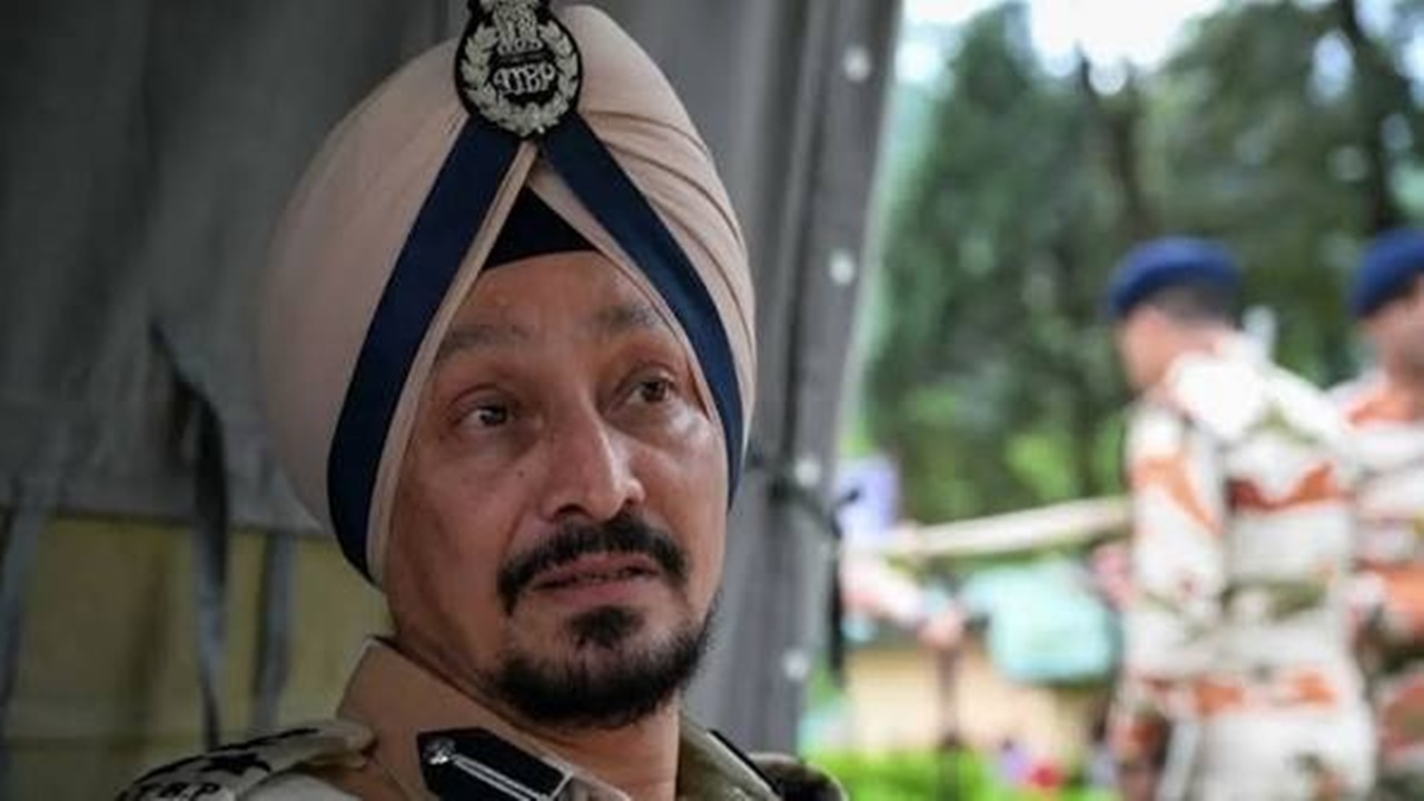 Saharanpur Accident : डिवाइडर से टकराई ITBP डीआईजी की स्कॉर्पियो, अधिकारी और ड्राइवर की मौत; जवान घायल Saharanpur Accident : डिवाइडर से टकराई ITBP डीआईजी की स्कॉर्पियो, अधिकारी और ड्राइवर की मौत; जवान घायल