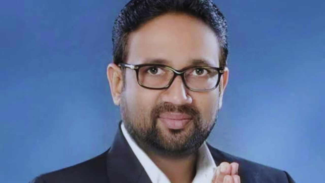 प्रचंड मोदी लहर में भी नहीं हारे उमाशंकर सिंह, जानिए कौन थे बसपा के ‘इकलौते विधायक’, निधन से बलिया में शोक प्रचंड मोदी लहर में भी नहीं हारे उमाशंकर सिंह, जानिए कौन थे बसपा के ‘इकलौते विधायक’, निधन से बलिया में शोक