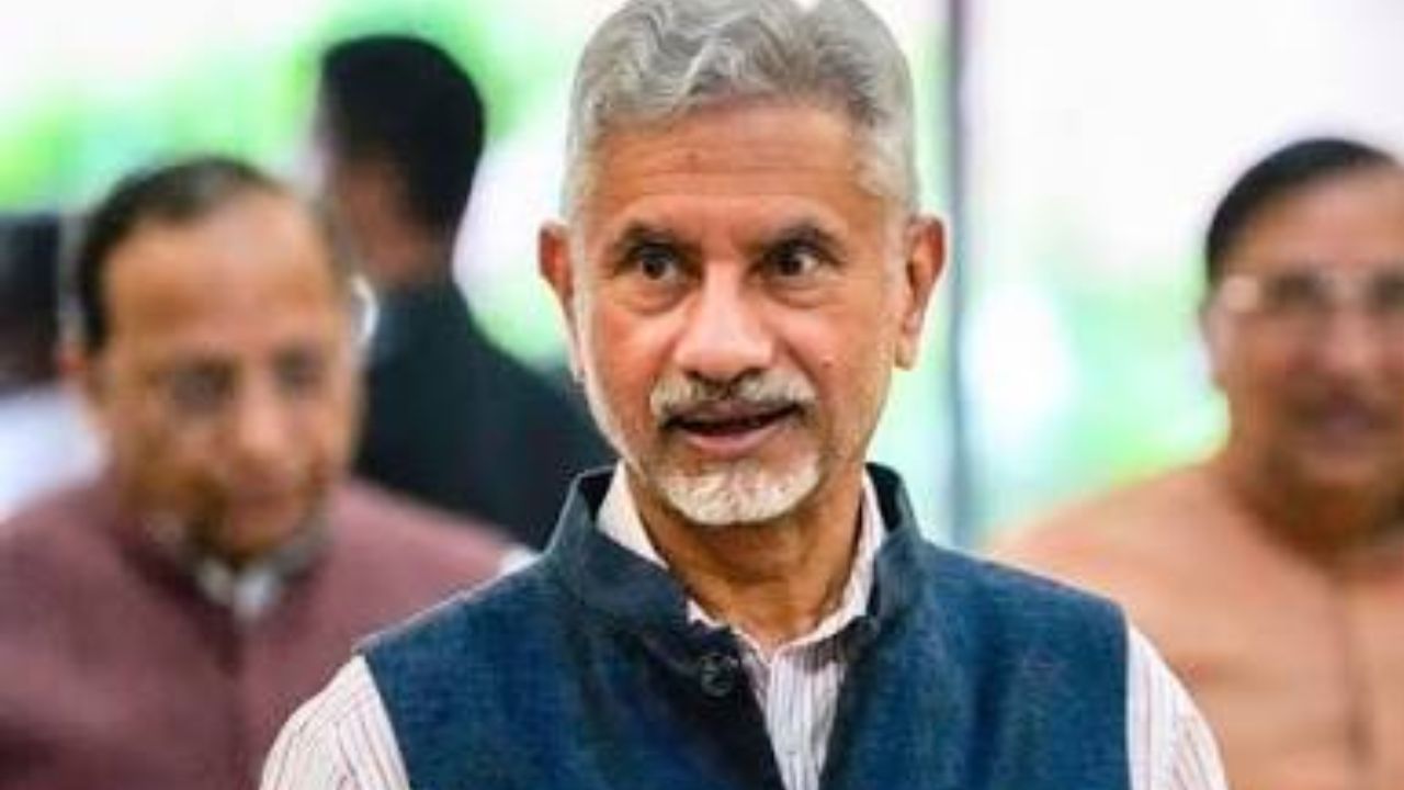 विदेश मंत्री जयशंकर की यूक्रेन-पोलैंड यात्रा, जानिए इन अहम मुद्दों पर हो सकती हैं चर्चा विदेश मंत्री जयशंकर की यूक्रेन-पोलैंड यात्रा, जानिए इन अहम मुद्दों पर हो सकती हैं चर्चा