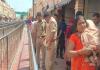 अयोध्या: भक्ति पथ पर लगी रेलिंग में दिया गया गैप, दुकानदारों को राहत 