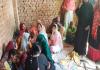 सुल्तानपुर : सिरफिरे पति ने पत्नी को गड़ासे से काट डाला, फिर खुद को लगा ली फांसी