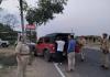 कासगंज: चुनाव के मद्देनजर बॉर्डर पर कराई वाहनों की सघन चेकिंग, संदिग्धों की ली गई तलाशी