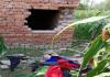 बहराइच: मकान में सेंध लगाकर हजारों की चोरी, चोरों ने पीछे से घर में लगाया सेंध