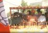 Video: मुख्यमंत्री योगी मैनपुरी में भाजपा उम्मीदवार के समर्थन में किया रोड शो, उमड़ी भीड़