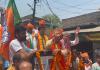 Bareilly News: बीजेपी प्रत्याशी छत्रपाल गंगवार के समर्थन में सड़कों पर उतरे भाजपाई, की वोट देने की अपील