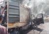 कासगंज: कपड़े से भरे लोडर वाहन में लगी भीषण आग, 20 लाख का आर्थिक नुकसान